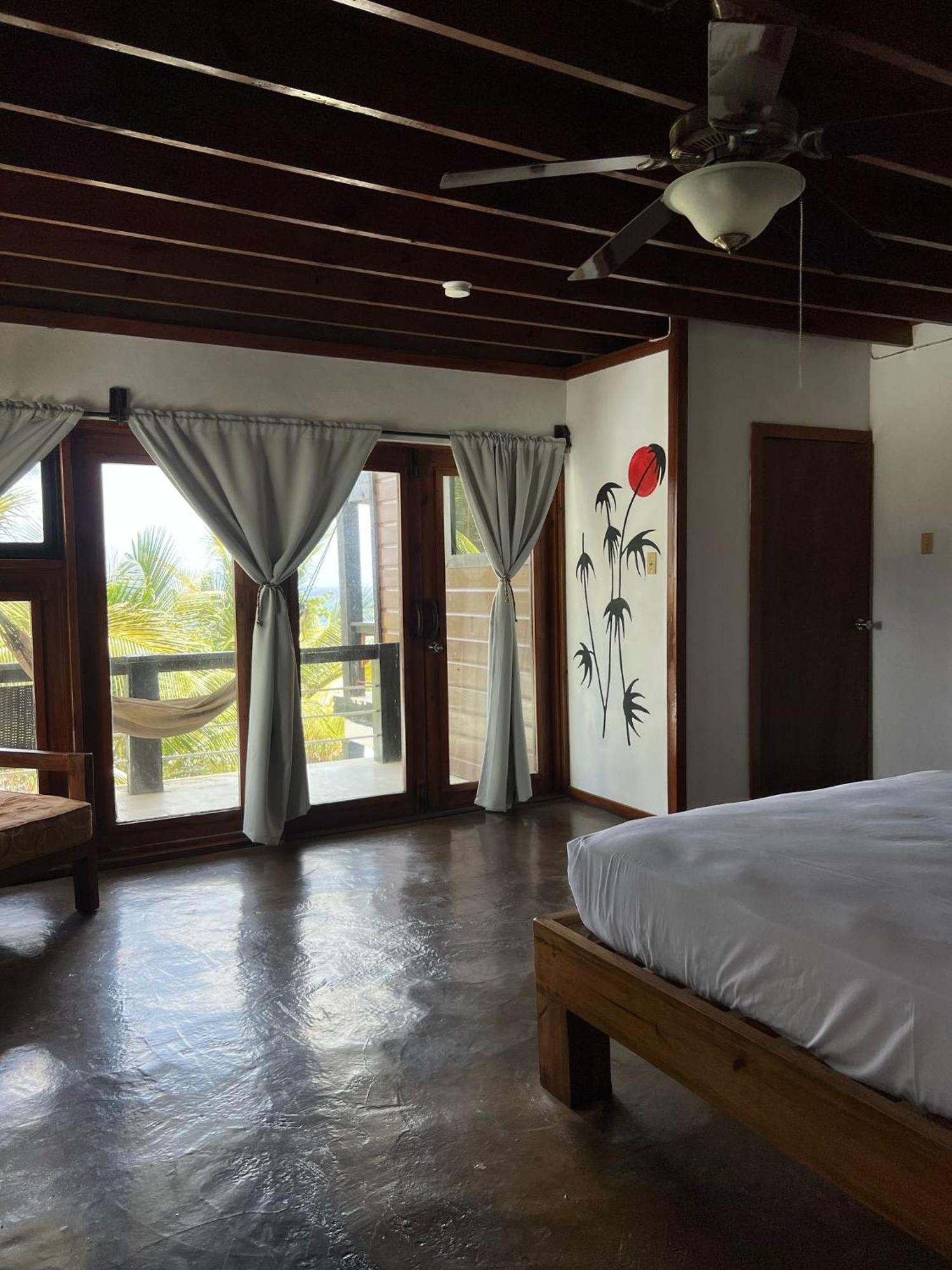 The Sea Cliff Hotel Resort & Spa Port Antonio Buitenkant foto