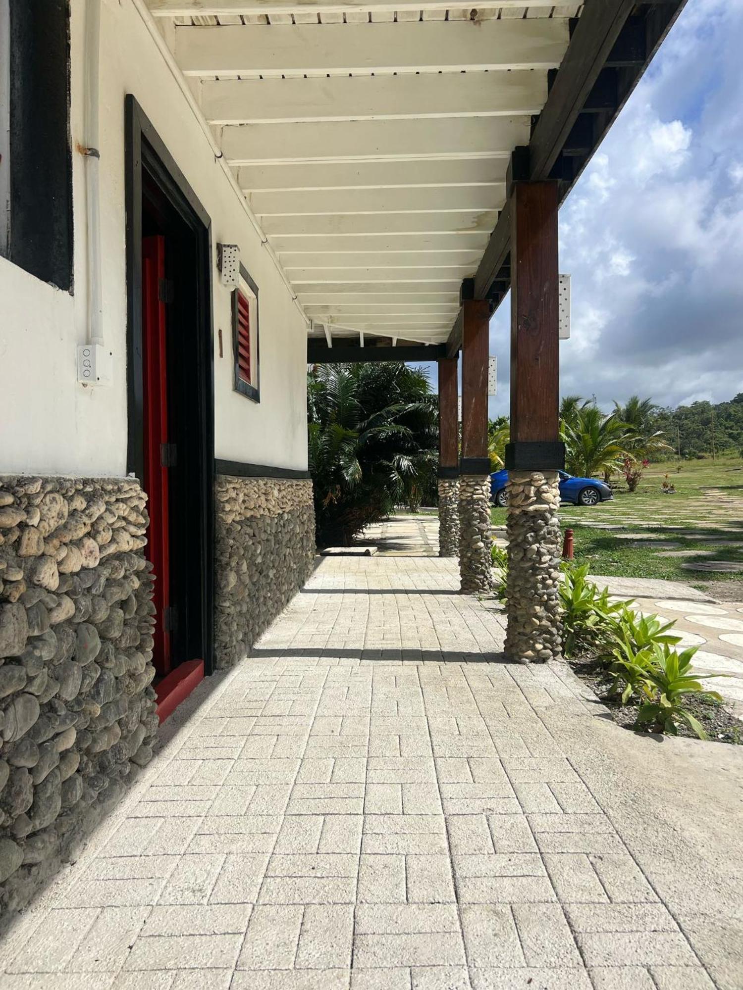 The Sea Cliff Hotel Resort & Spa Port Antonio Buitenkant foto