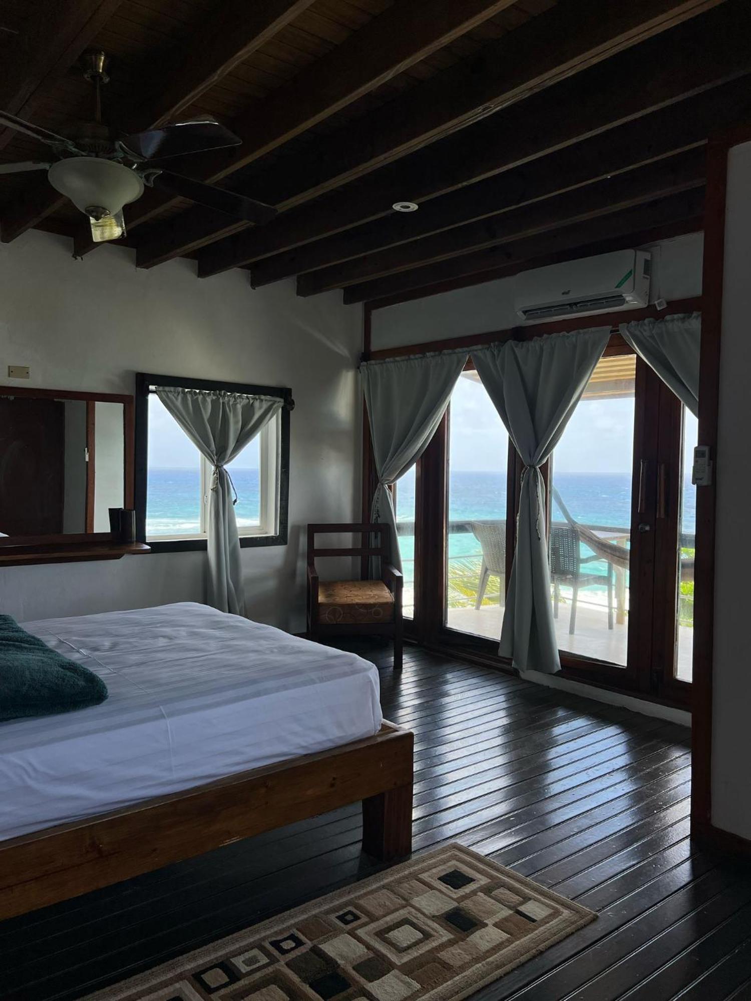 The Sea Cliff Hotel Resort & Spa Port Antonio Buitenkant foto