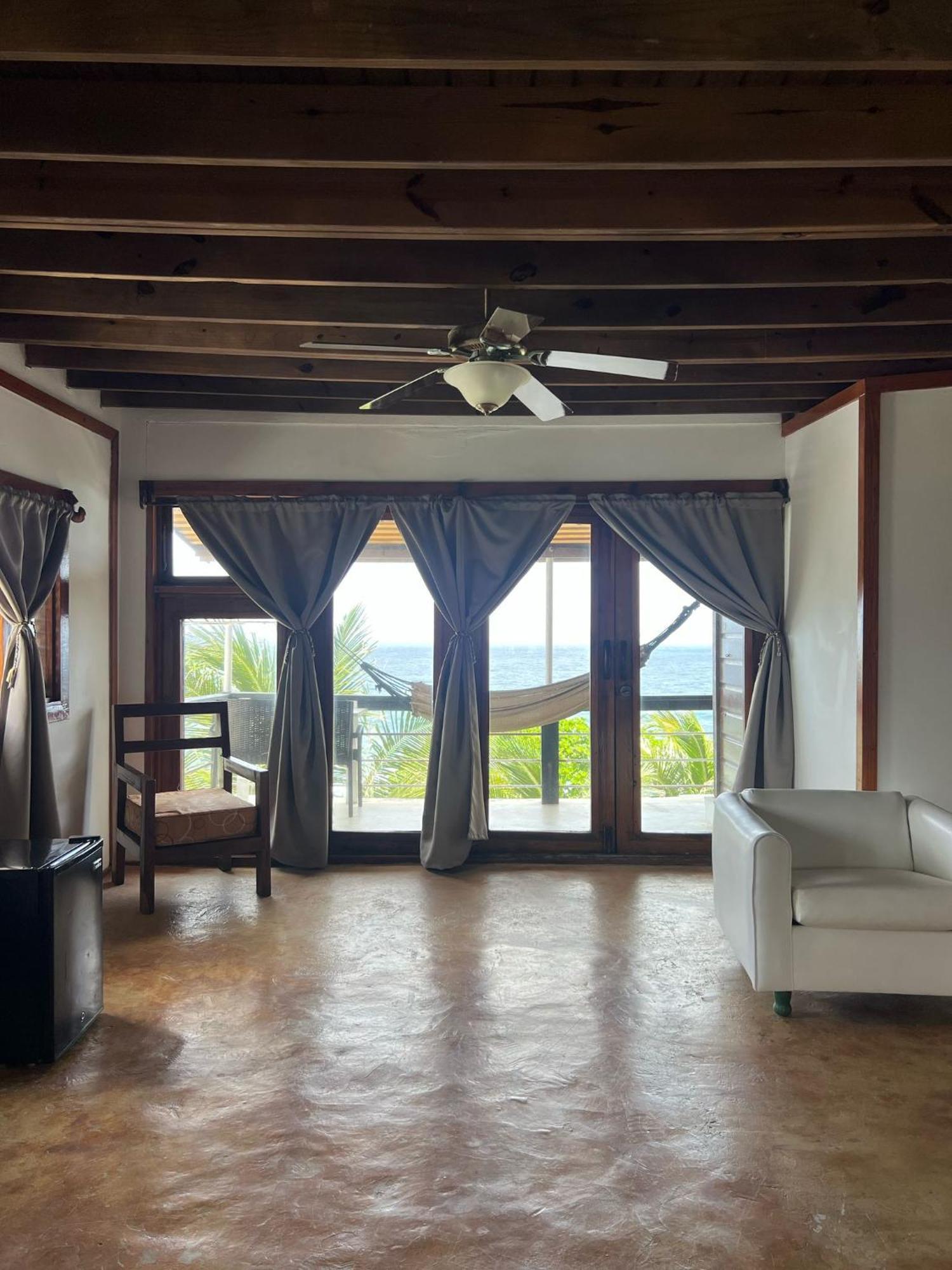 The Sea Cliff Hotel Resort & Spa Port Antonio Buitenkant foto