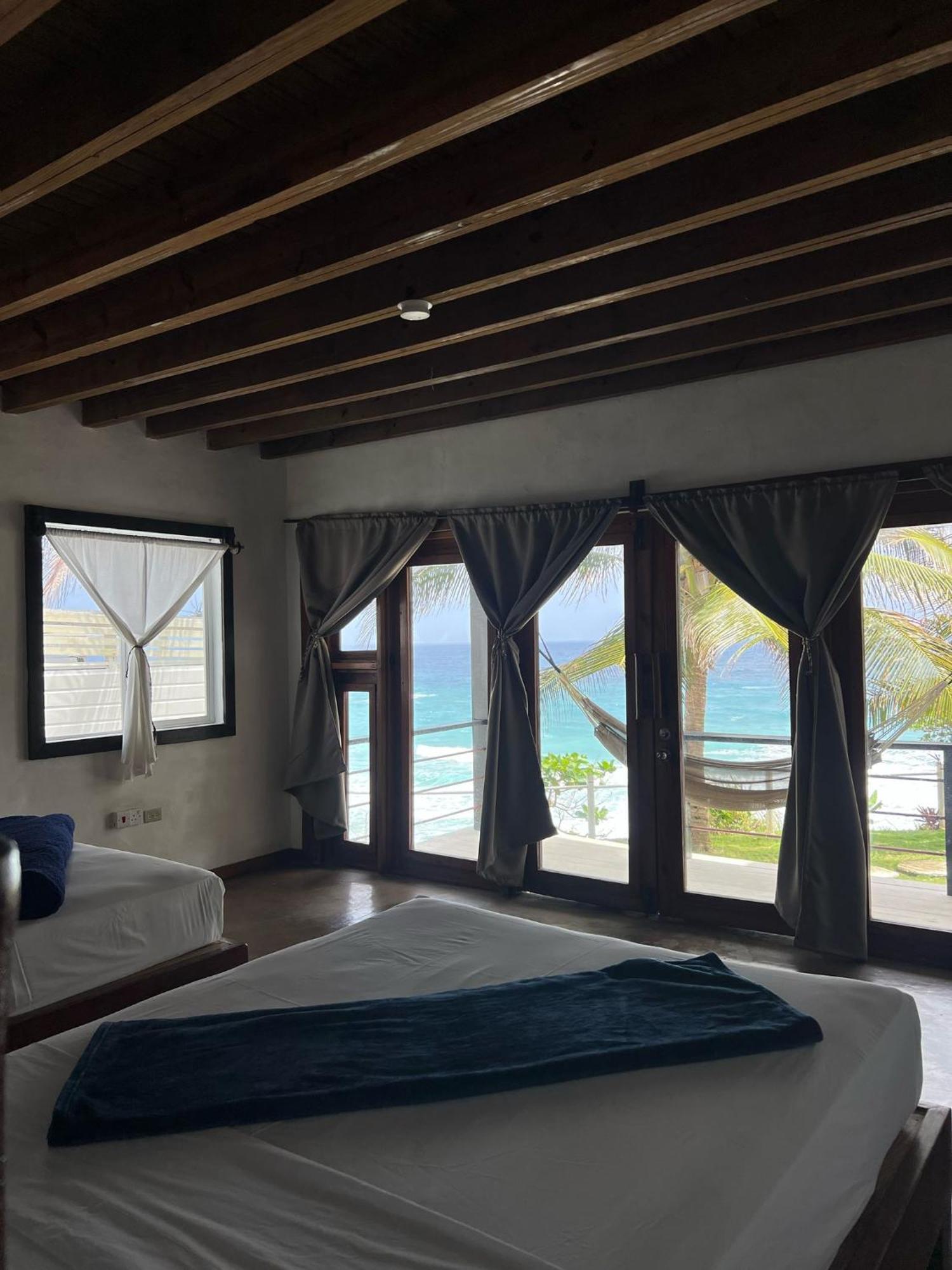 The Sea Cliff Hotel Resort & Spa Port Antonio Buitenkant foto