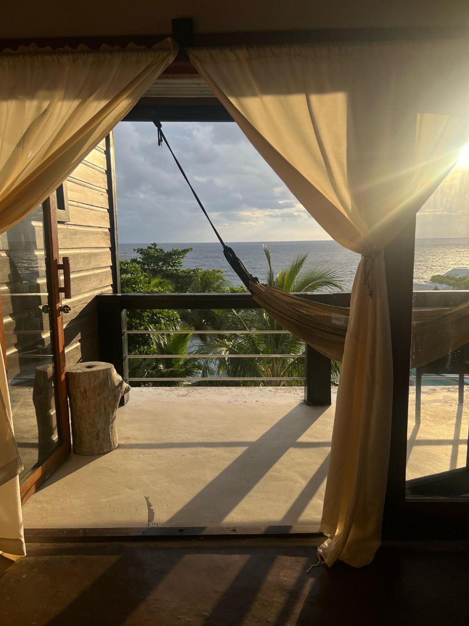 The Sea Cliff Hotel Resort & Spa Port Antonio Buitenkant foto